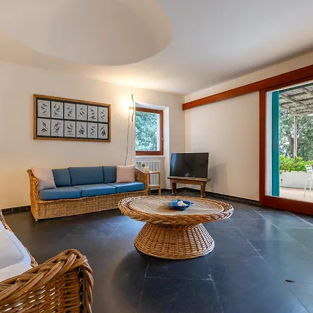 Dimora Punta Rossa Villa *